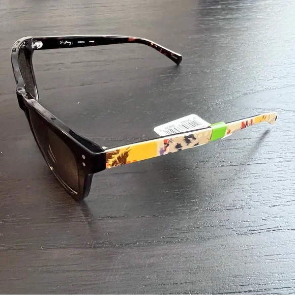 Vera Bradley Bailey Painted Feathers Sunglasses